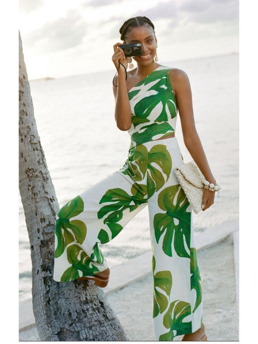 NWT Anthropologie Farm Rio Monstera Jumpsuit Size Medium - Picture 1 of 7